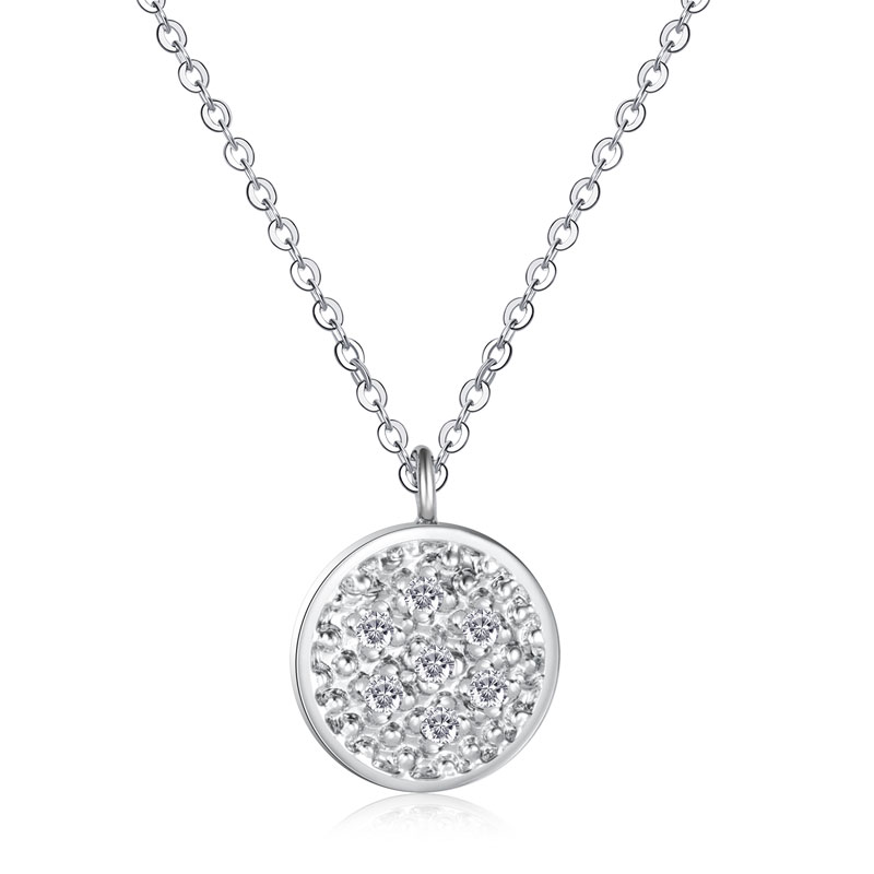 Women Diamond Pendant Necklace in 14K Gold