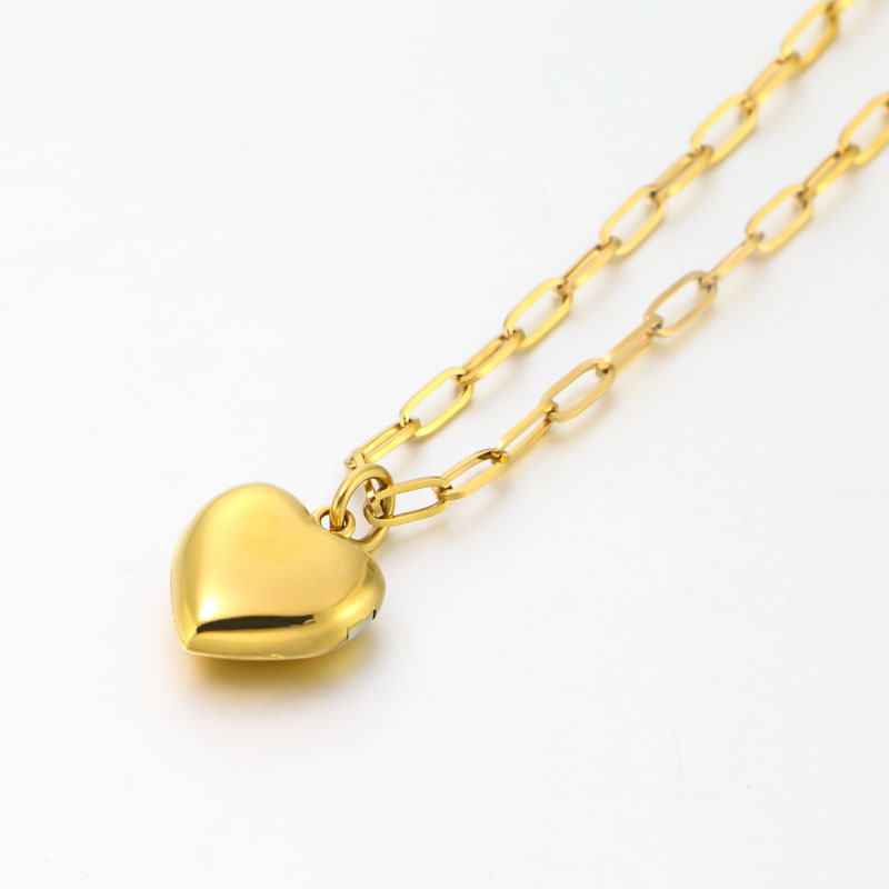 Personalized 18K Gold Stainless Steel Heart Locket Necklace for Women